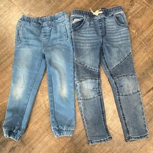 Bundle of 2 Kids Size 6 jeans Seven for all Mankind and Art Class.